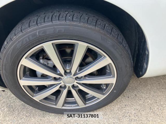 Nissan LEAF 2016-06 8336491-7