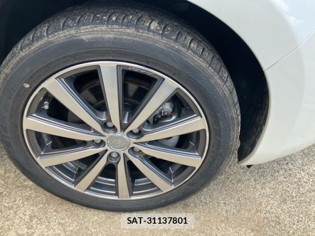 Nissan LEAF 2016-06 8336491-8