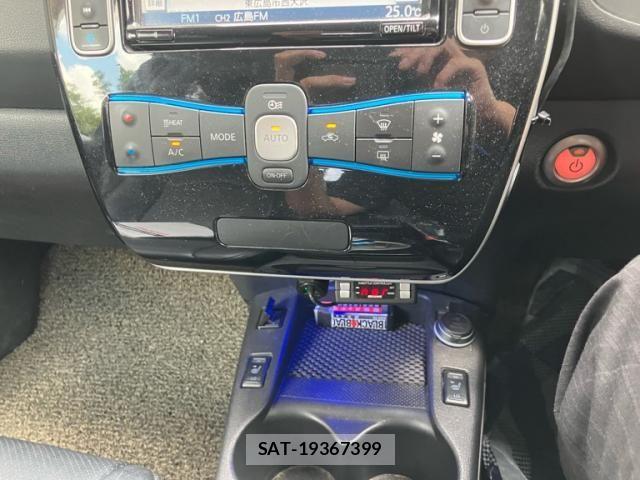 Nissan LEAF 2014-11 8336492-26