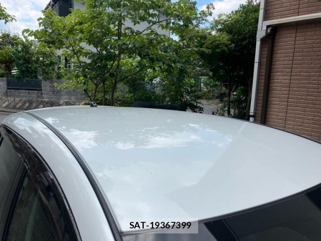 Nissan LEAF 2014-11 8336492-4