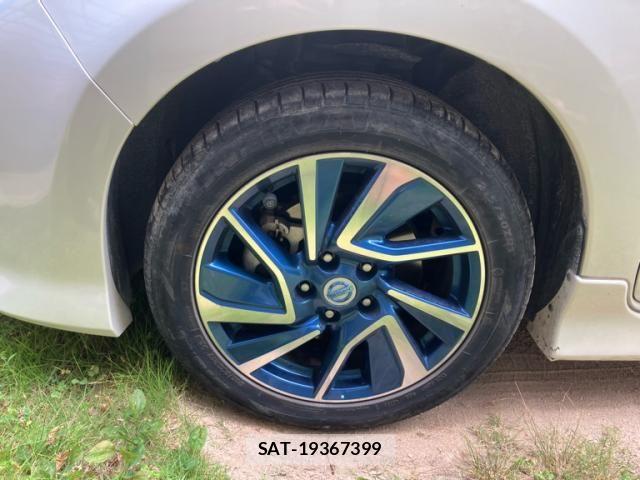 Nissan LEAF 2014-11 8336492-7