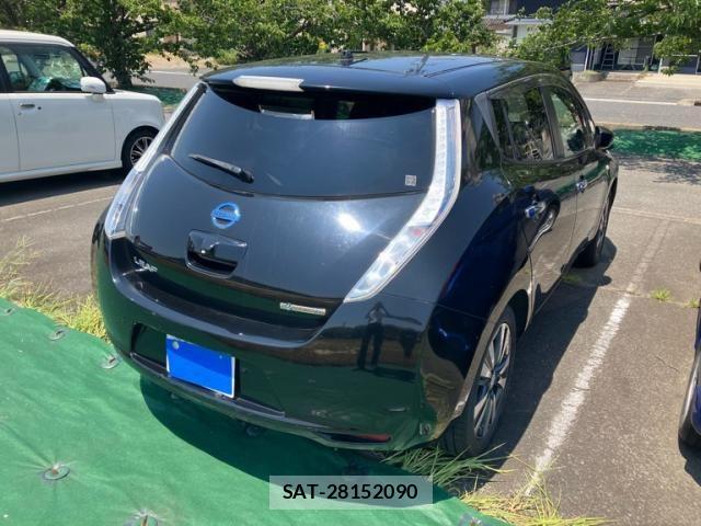 Nissan LEAF 2017-03 8336493-2