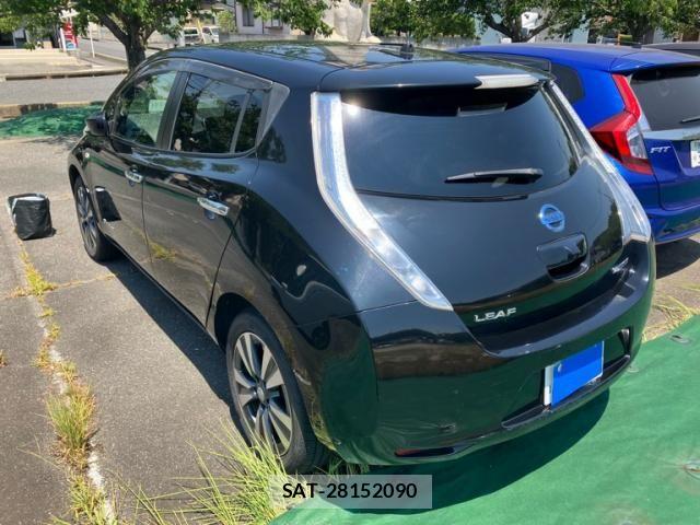 Nissan LEAF 2017-03 8336493-3
