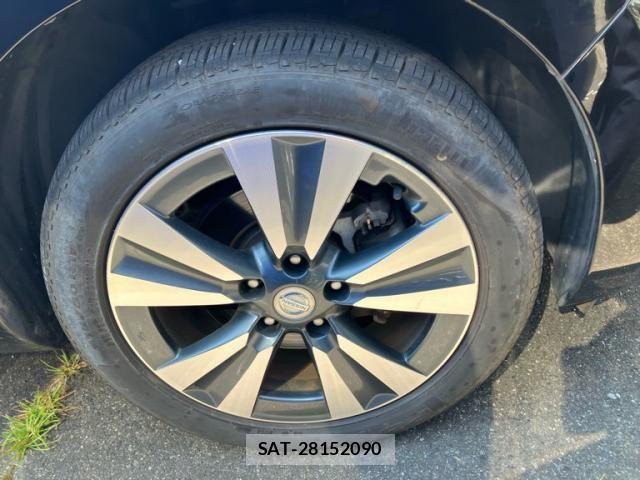 Nissan LEAF 2017-03 8336493-4