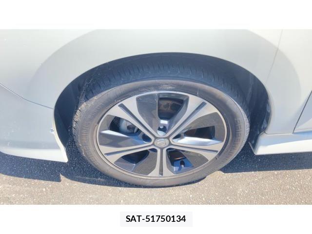Nissan LEAF 2019-01 8336490-10