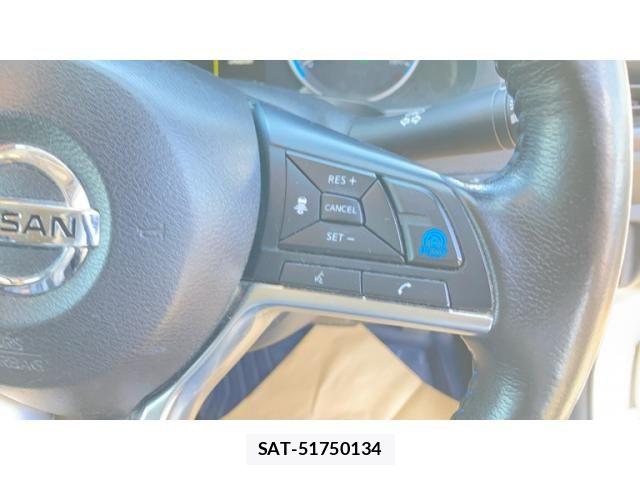 Nissan LEAF 2019-01 8336490-16