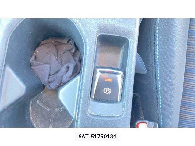 Nissan LEAF 2019-01 8336490-19