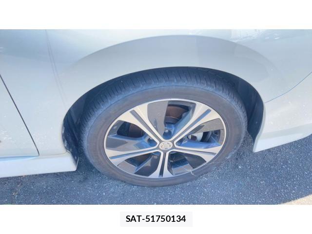 Nissan LEAF 2019-01 8336490-2