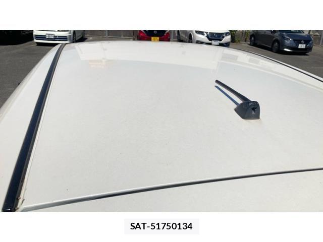 Nissan LEAF 2019-01 8336490-8
