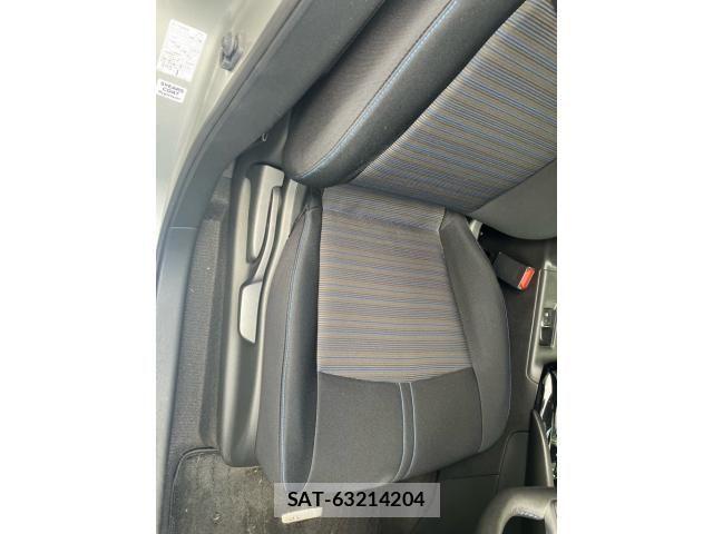 Nissan LEAF 2022-07 8336488-11