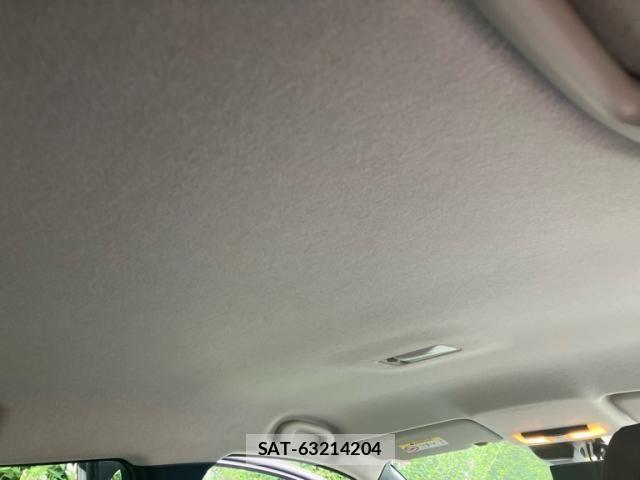 Nissan LEAF 2022-07 8336488-13