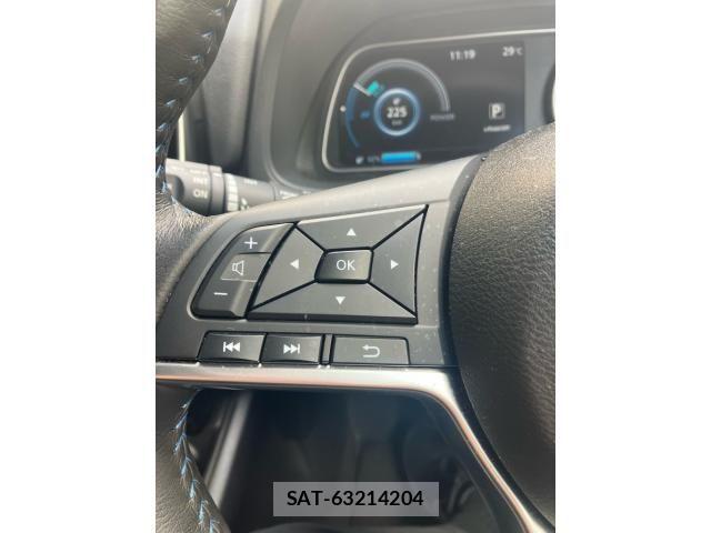 Nissan LEAF 2022-07 8336488-19