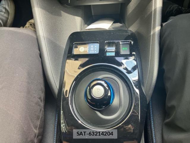 Nissan LEAF 2022-07 8336488-22