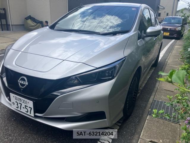 Nissan LEAF 2022-07 8336488-2
