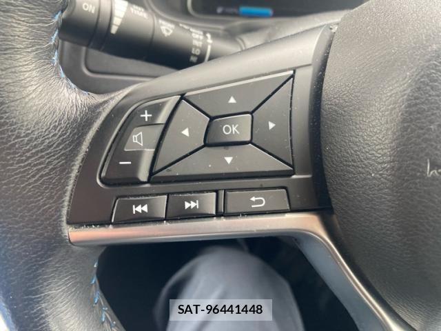Nissan LEAF 2018-01 8336489-23