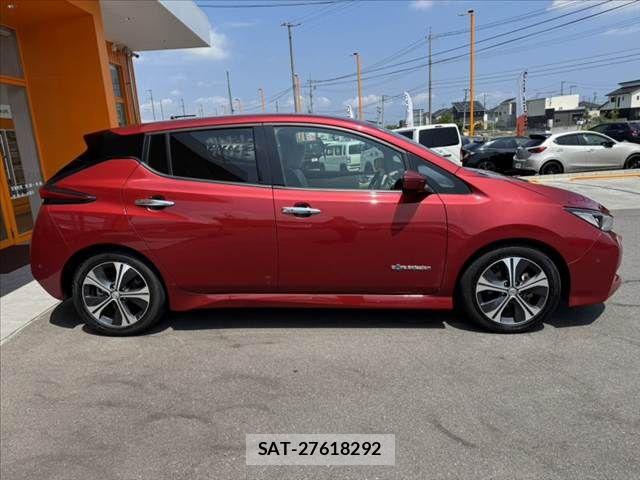 Nissan LEAF 2018-03 8334853-10