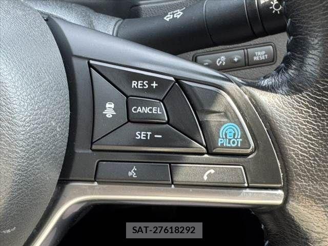Nissan LEAF 2018-03 8334853-26