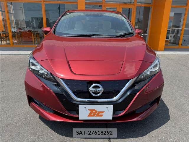 Nissan LEAF 2018-03 8334853-8