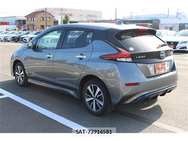 Nissan LEAF 2021-07 8336486-10