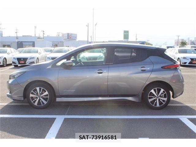 Nissan LEAF 2021-07 8336486-11
