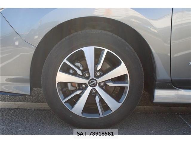 Nissan LEAF 2021-07 8336486-22