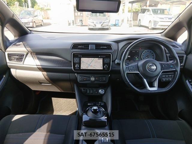 Nissan LEAF 2018-02 8354810-15
