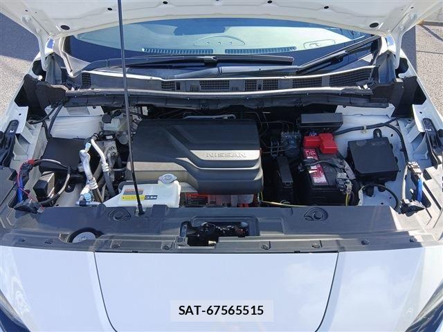Nissan LEAF 2018-02 8354810-19