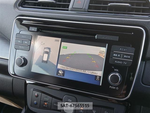 Nissan LEAF 2018-02 8354810-6