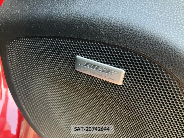 Nissan LEAF 2015-06 8366643-11