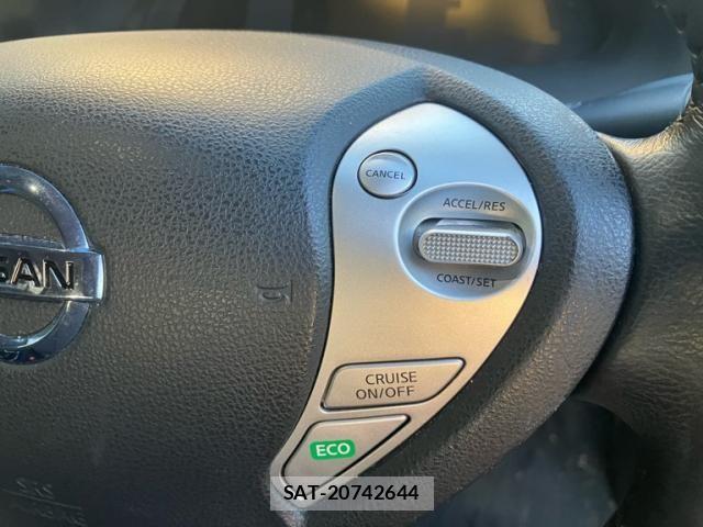Nissan LEAF 2015-06 8366643-15