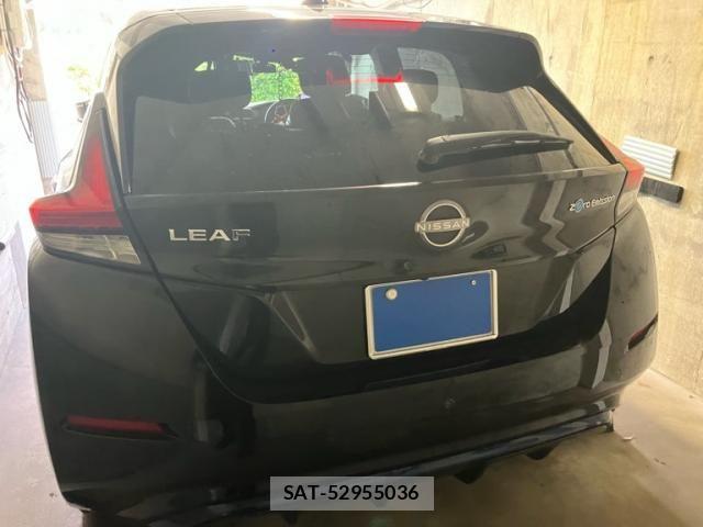 Nissan LEAF 2020-02 8366636-4