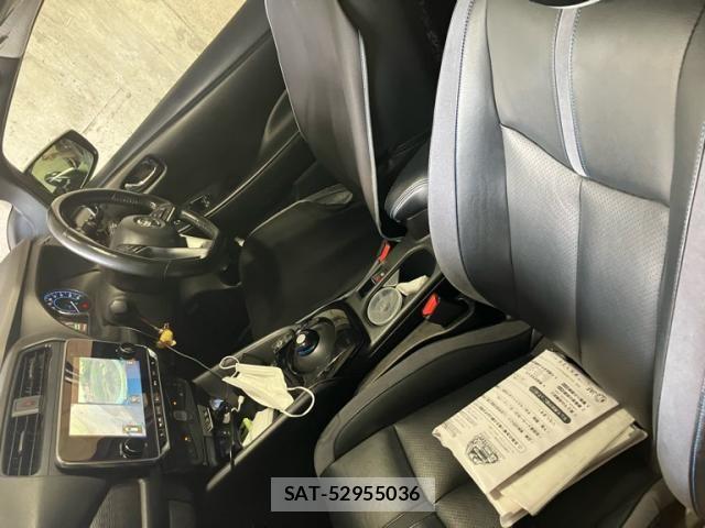 Nissan LEAF 2020-02 8366636-8