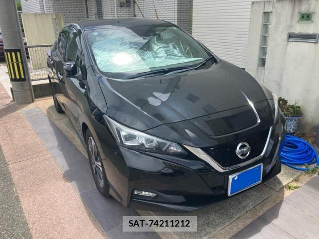 Nissan LEAF 2017-12 8366641-0
