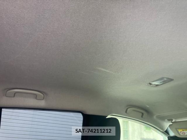 Nissan LEAF 2017-12 8366641-23