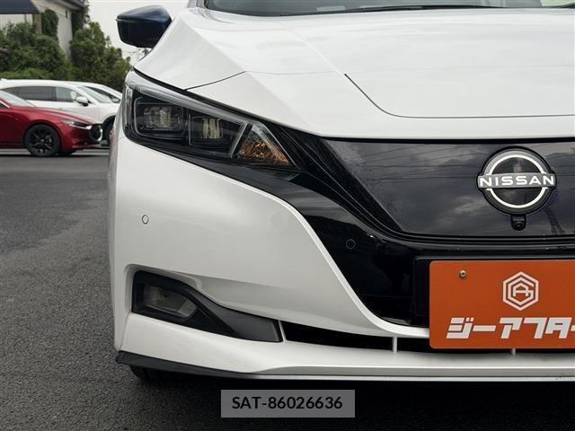 Nissan LEAF 2022-07 8366632-26