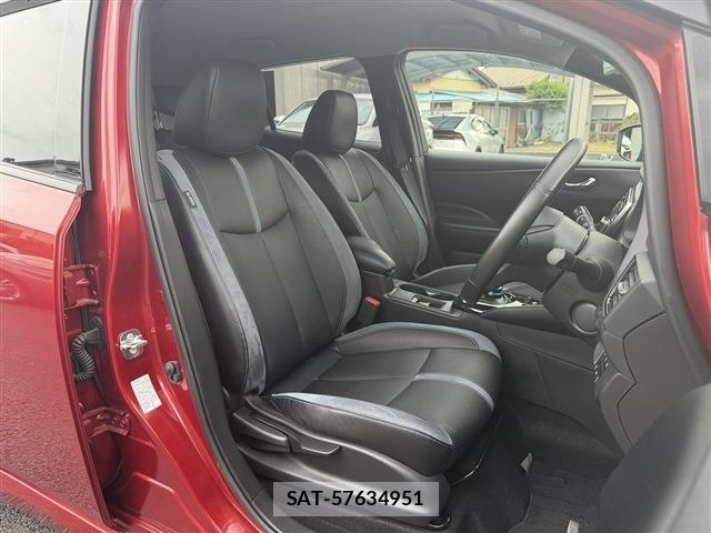 Nissan LEAF 2019-01 8366637-14