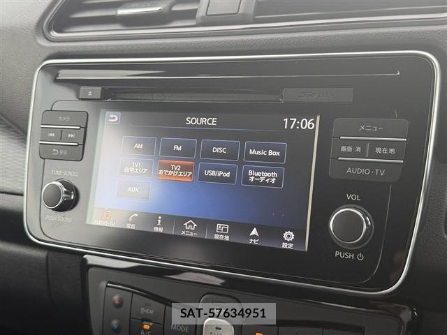 Nissan LEAF 2019-01 8366637-4