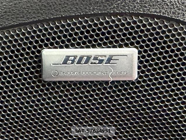 Nissan LEAF 2019-01 8366637-6