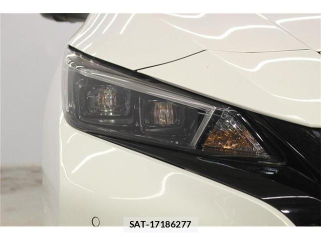 Nissan LEAF 2022-09 8366635-11