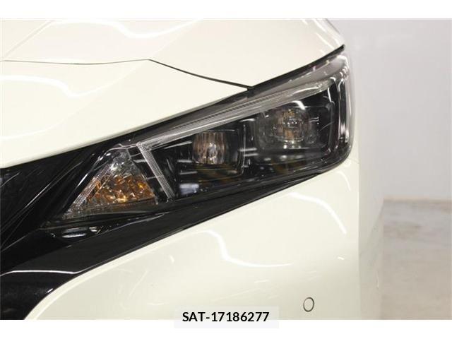 Nissan LEAF 2022-09 8366635-14