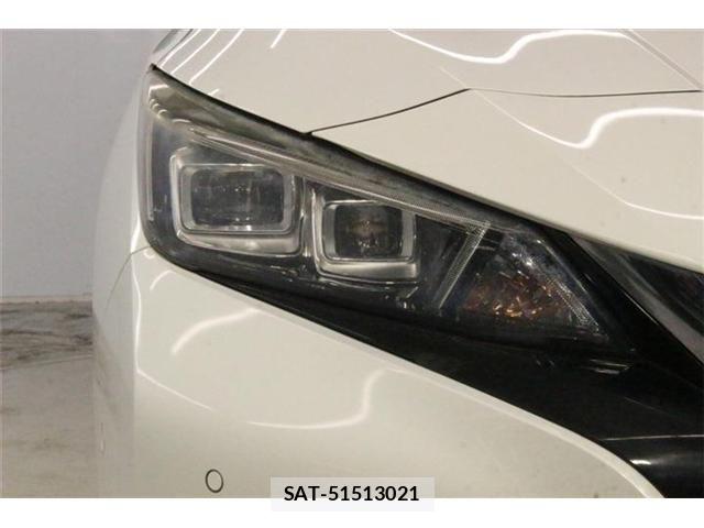 Nissan LEAF 2017-10 8366639-11