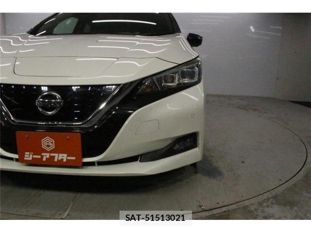 Nissan LEAF 2017-10 8366639-13