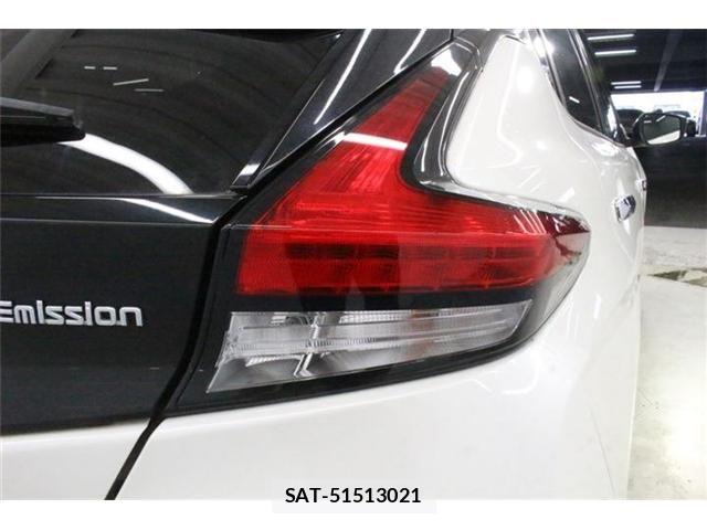 Nissan LEAF 2017-10 8366639-18