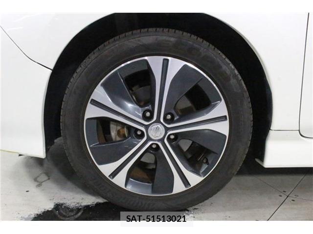 Nissan LEAF 2017-10 8366639-23