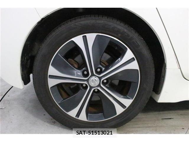 Nissan LEAF 2017-10 8366639-25