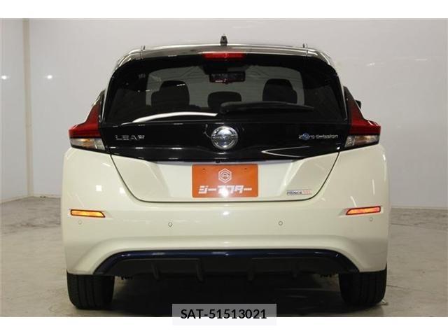 Nissan LEAF 2017-10 8366639-5