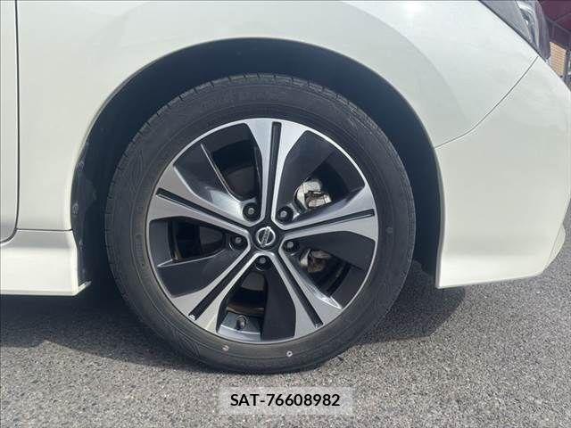 Nissan LEAF 2021-03 8366638-12