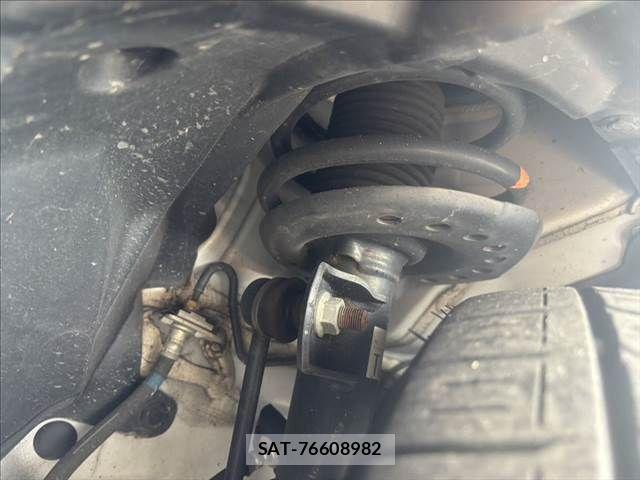 Nissan LEAF 2021-03 8366638-13