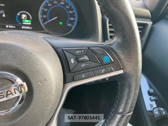 Nissan LEAF 2018-06 8366640-16