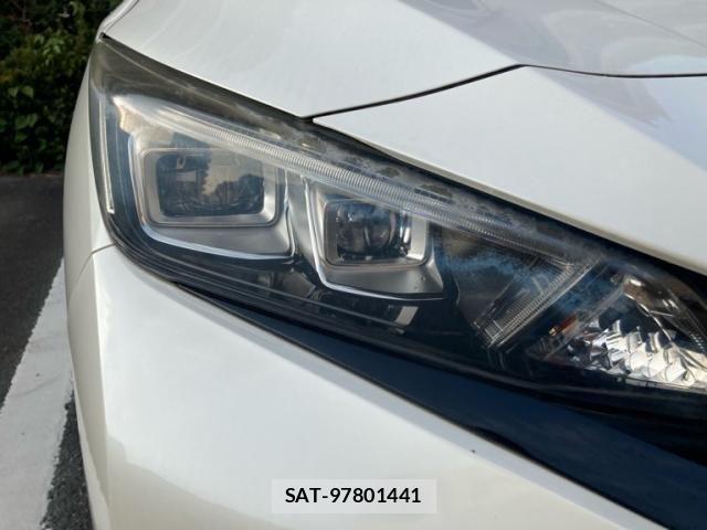 Nissan LEAF 2018-06 8366640-8